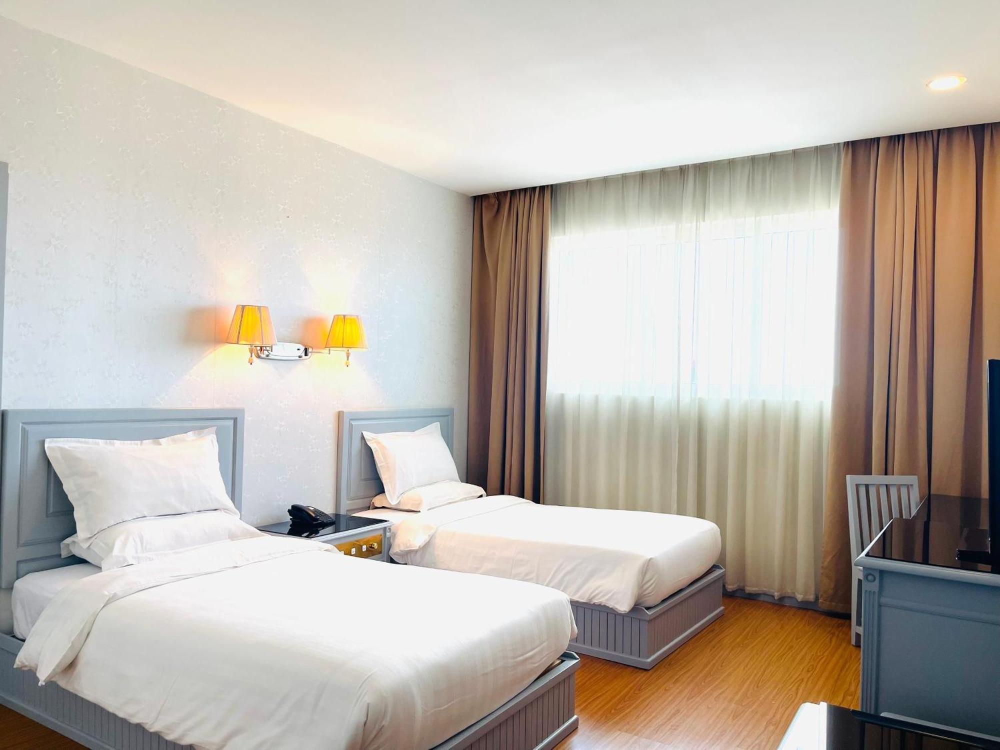 Penview Hotel Kuching Ngoại thất bức ảnh