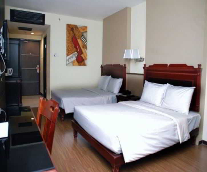Penview Hotel Kuching Ngoại thất bức ảnh