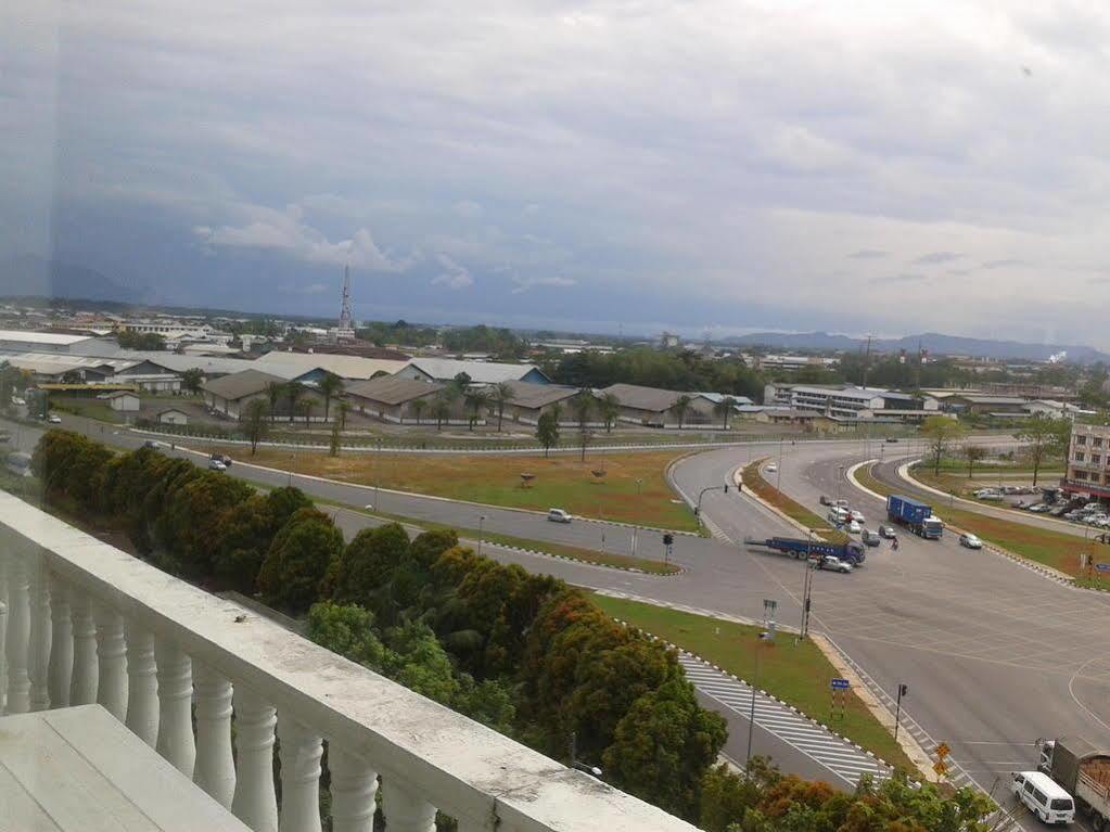 Penview Hotel Kuching Ngoại thất bức ảnh
