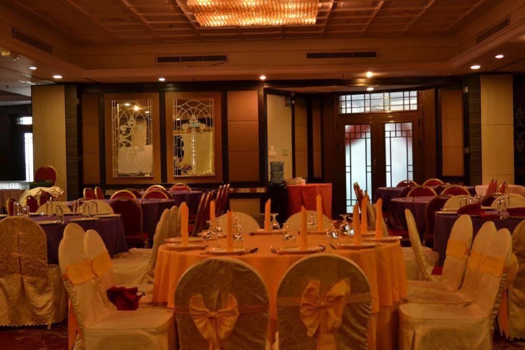 Penview Hotel Kuching Ngoại thất bức ảnh